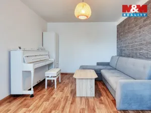 Prodej bytu 2+1, Klatovy - Klatovy III, Pod Hůrkou, 54 m2