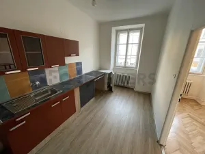 Pronájem bytu 2+kk, Hradec Králové, Velké náměstí, 60 m2