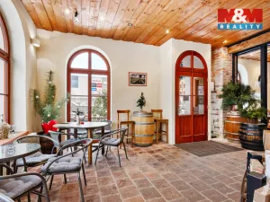 Prodej obchodního prostoru, Jablonec nad Nisou, Komenského, 600 m2