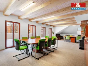 Prodej obchodního prostoru, Jablonec nad Nisou, Komenského, 600 m2