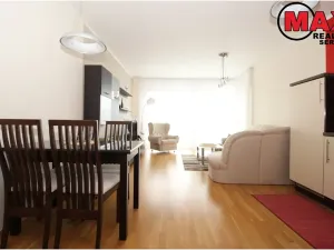 Pronájem bytu 2+kk, Praha - Hrdlořezy, V třešňovce, 61 m2