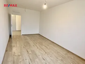 Prodej bytu 2+kk, Praha - Dolní Počernice, Černodolská, 66 m2