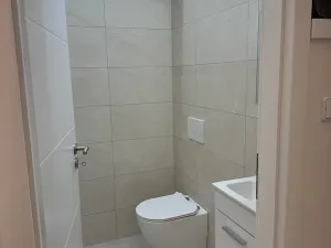 Pronájem bytu 1+kk, Praha - Vinohrady, Nad olšinami, 25 m2