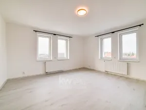 Pronájem bytu 3+kk, Cheb, 17. listopadu, 73 m2
