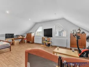 Prodej rodinného domu, Hradec Králové, U Jednoty, 300 m2