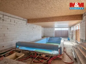 Prodej rodinného domu, Mokrovraty, 375 m2