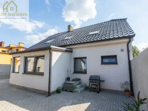 Prodej rodinného domu, Nechanice, 180 m2