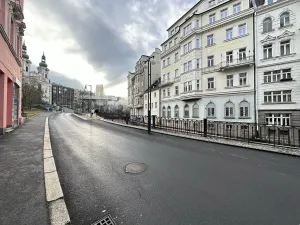 Prodej bytu 4+1, Karlovy Vary, Vřídelní, 160 m2