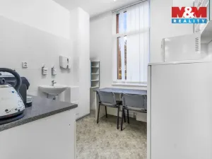 Pronájem komerční nemovitosti, Ústí nad Labem - Severní Terasa, Šrámkova, 181 m2