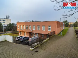 Pronájem komerční nemovitosti, Ústí nad Labem - Severní Terasa, Šrámkova, 32 m2