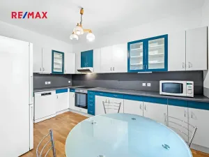 Pronájem bytu 3+1, Praha - Holešovice, Umělecká, 93 m2