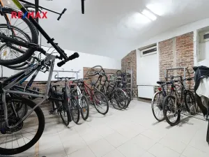 Pronájem bytu 3+1, Praha - Holešovice, Umělecká, 93 m2