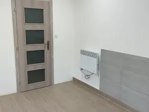 Pronájem komerční nemovitosti, Hořátev, 22 m2