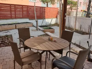 Pronájem bytu 1+1, Teplice, Jankovcova, 48 m2