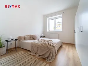 Pronájem bytu 2+kk, Brno, Listnatá, 45 m2