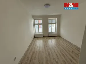 Pronájem bytu 2+1, Krnov - Pod Cvilínem, Čsl. armády, 50 m2