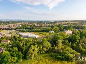 Prodej obchodního prostoru, Ostrava, 19777 m2