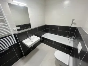 Pronájem bytu 2+kk, Praha - Prosek, Čakovická, 43 m2