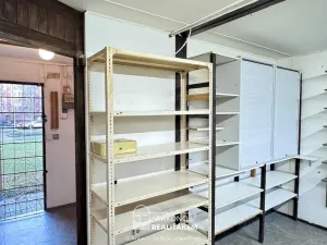 Pronájem obchodního prostoru, Kopřivnice, Obránců míru, 26 m2