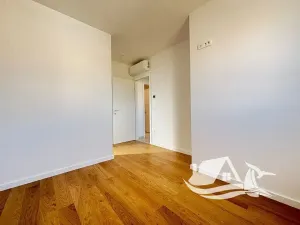 Prodej bytu 4+kk, Novalja, Chorvatsko, 78 m2