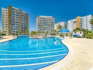 Prodej bytu 3+1, Trikomo, Kypr, 120 m2