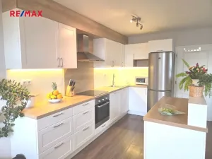 Prodej bytu 3+kk, Praha - Hostivař, Chudenická, 70 m2