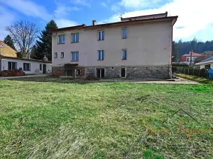 Prodej komerční nemovitosti, Lštění, Míru, 1933 m2