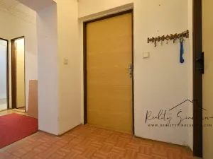 Prodej bytu 3+1, Chropyně, Hrad, 89 m2