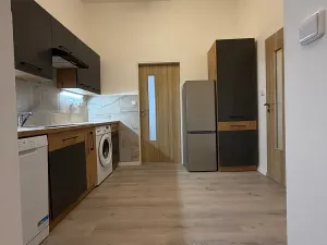 Pronájem bytu 2+1, Hradec Králové, Velké náměstí, 51 m2