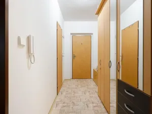 Prodej bytu 1+kk, Beroun, Náměstí Joachima Barranda, 42 m2