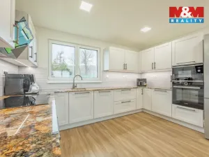 Prodej rodinného domu, Dolní Bousov - Vlčí Pole, 213 m2