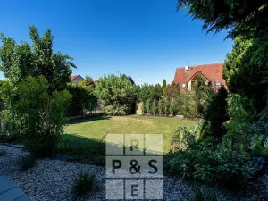 Prodej vícegeneračního domu, Praha - Štěrboholy, Pod areálem, 333 m2