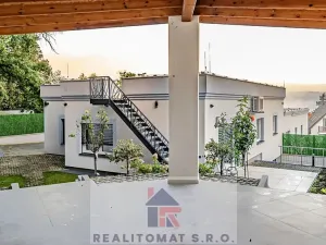 Prodej vily, Praha - Komořany, Pod lesem, 770 m2