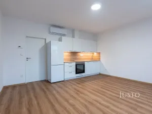 Pronájem bytu 2+kk, Staré Město, Hradišťská, 55 m2