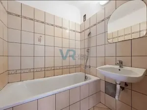 Prodej bytu 3+1, Trhové Sviny, 72 m2