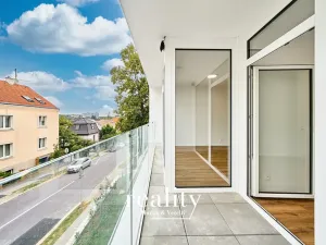 Pronájem bytu 2+kk, Znojmo, Jarošova, 46 m2