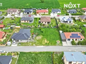 Prodej pozemku pro bydlení, Lipovec, 738 m2