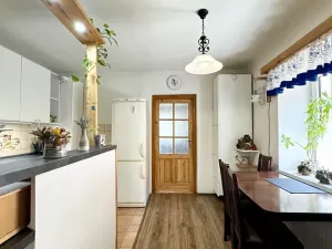 Prodej rodinného domu, Větřní, V Lukách, 208 m2