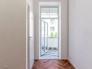 Prodej bytu 2+kk, Praha - Žižkov, Biskupcova, 64 m2