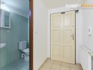 Pronájem bytu 2+kk, Praha - Bubeneč, Eliášova, 55 m2
