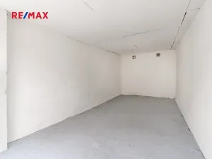 Prodej garáže, Praha - Břevnov, 18 m2