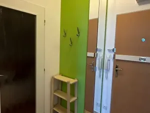 Pronájem bytu 1+kk, Praha - Vysočany, Pod Harfou, 33 m2