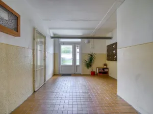 Pronájem bytu 1+1, Chomutov, Arbesova, 36 m2