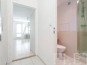 Pronájem bytu 1+kk, Praha - Letňany, Křivoklátská, 27 m2