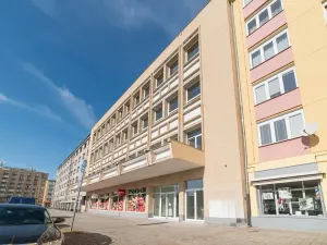 Prodej obchodního prostoru, Praha - Vršovice, Kubánské náměstí, 112 m2
