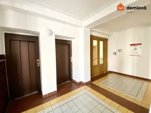 Pronájem kanceláře, Ostrava, Smetanovo náměstí, 113 m2