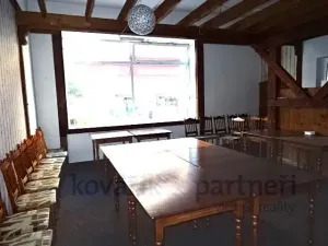 Pronájem restaurace, Rumburk, Třída 9. května, 134 m2