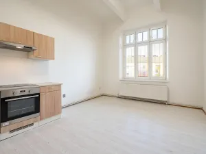 Pronájem bytu 2+kk, Hradec Králové, Čelakovského, 46 m2