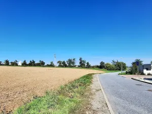 Prodej pozemku pro bydlení, Hrušovany u Brna, Pod Střediskem, 728 m2