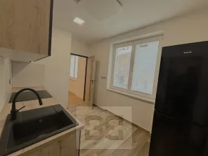 Pronájem bytu 2+kk, Brandýs nad Labem-Stará Boleslav, Komenského nám., 51 m2